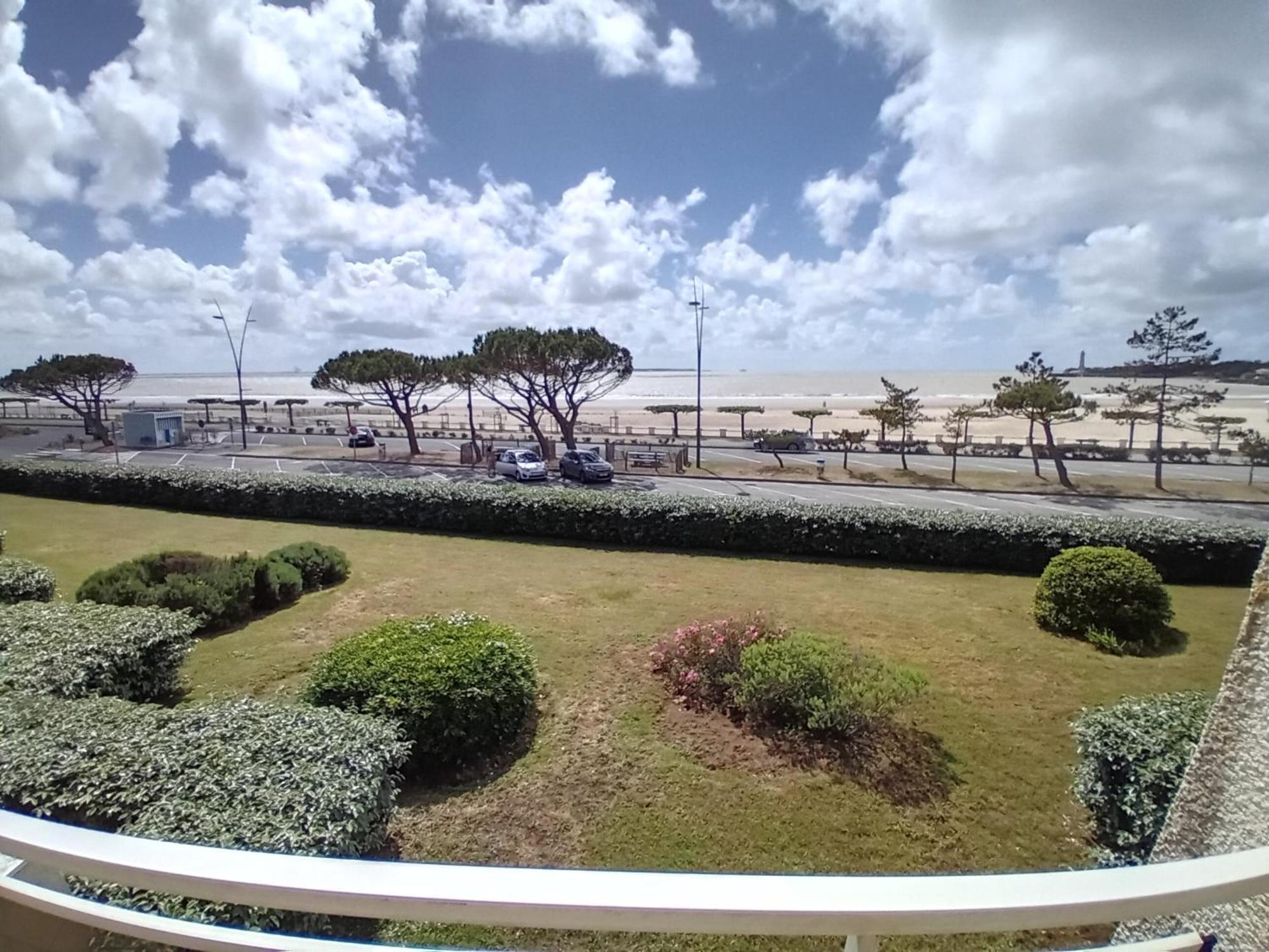 Saint Georges De Didonne - Appartement Face A La Plage - Etoile De Mer المظهر الخارجي الصورة